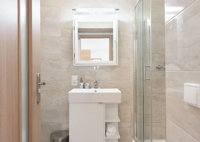 Beautiful Cozy Gem Near Old Town *