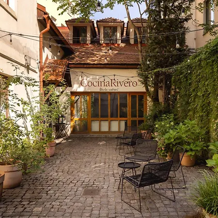 Beautiful Cozy Gem Near Old Town * Prag