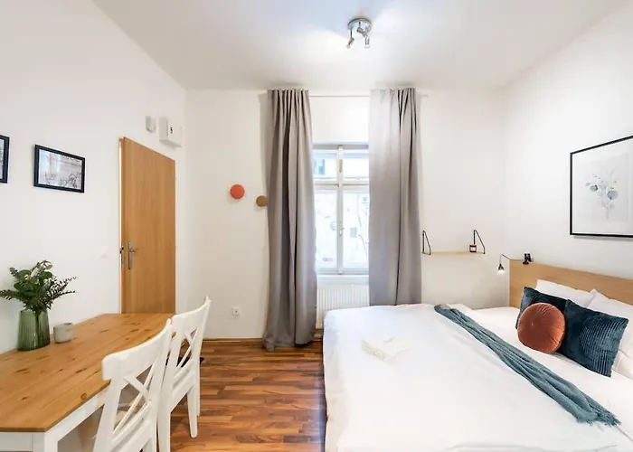 Beautiful Cozy Gem Near Old Town * Prag