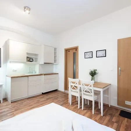 Beautiful Cozy Gem Near Old Town *